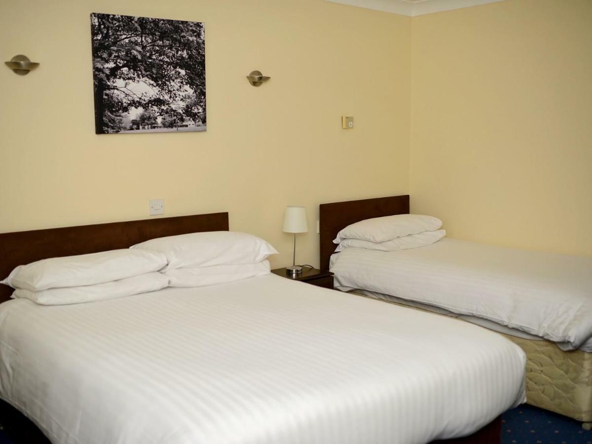 Park Hill Hotel Lowestoft Extérieur photo