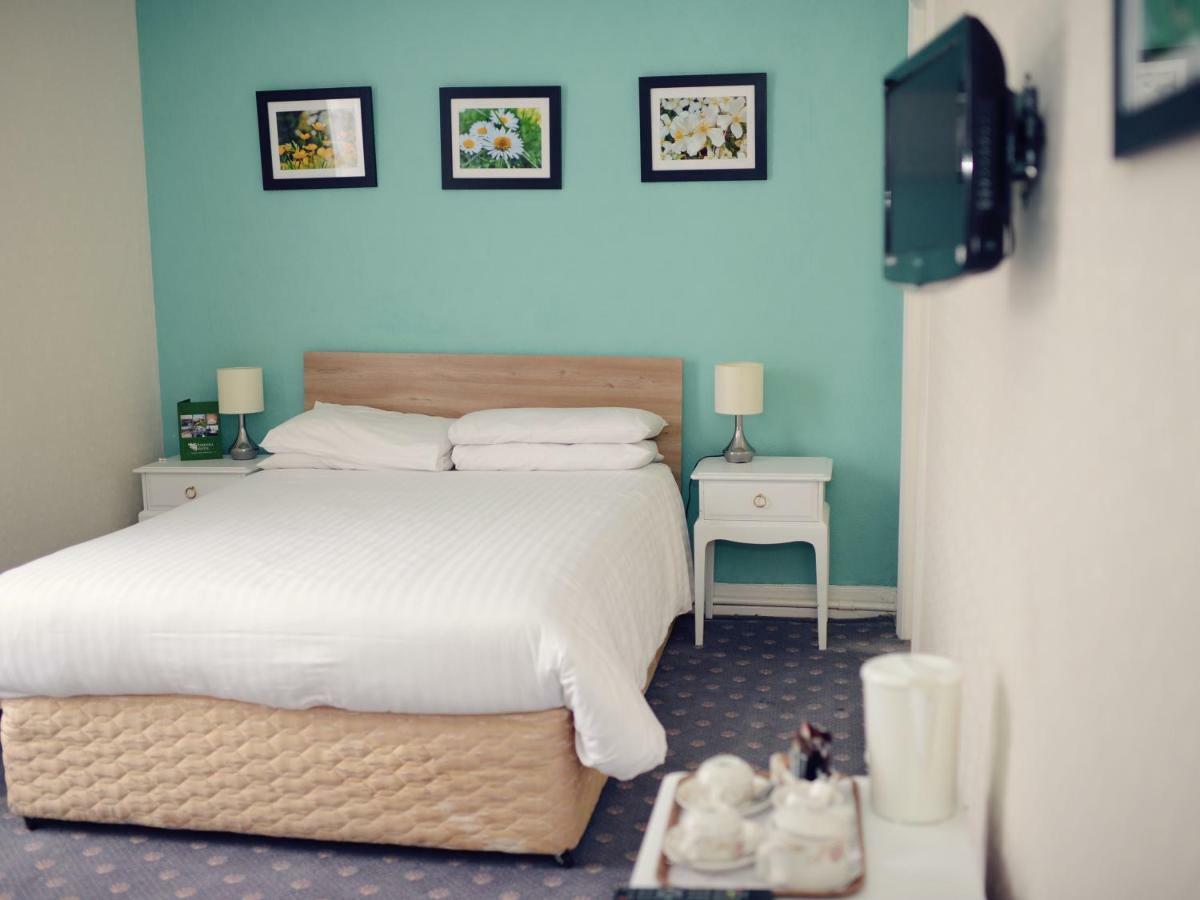 Park Hill Hotel Lowestoft Extérieur photo